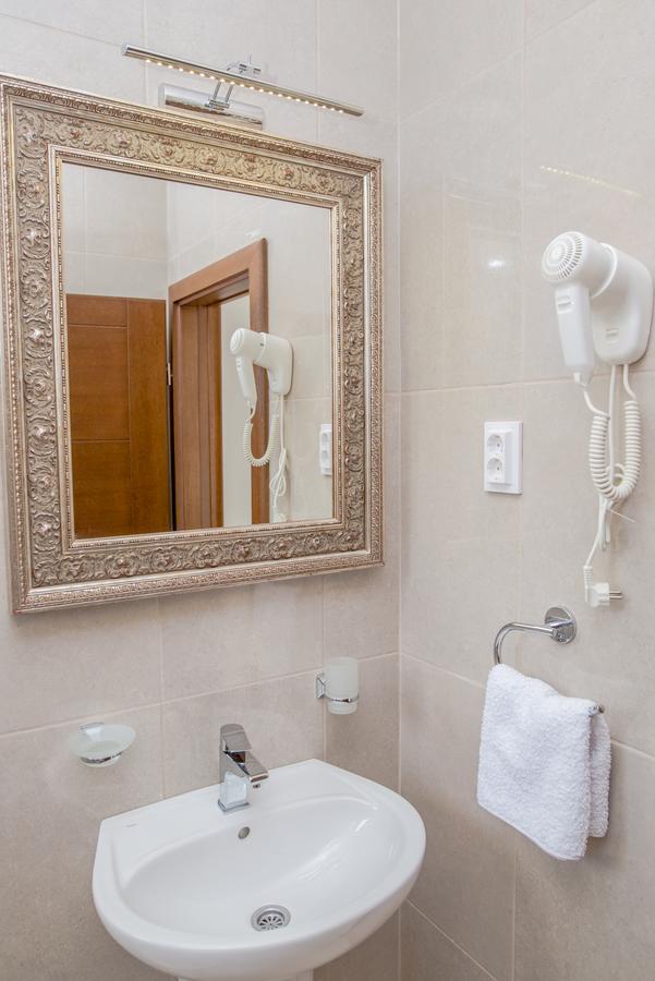 Kristal Apartmani Čanj Exteriér fotografie