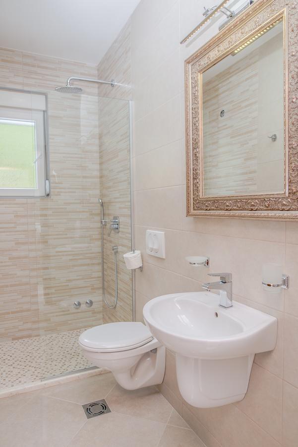 Kristal Apartmani Čanj Exteriér fotografie
